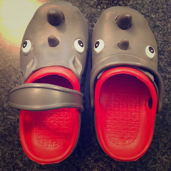 capelli new york crocs